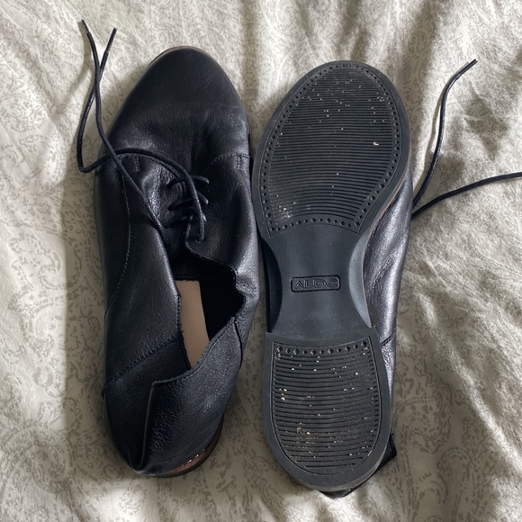Black leather lace-up shoes size 8.5, Aldo - Picture 2 of 5